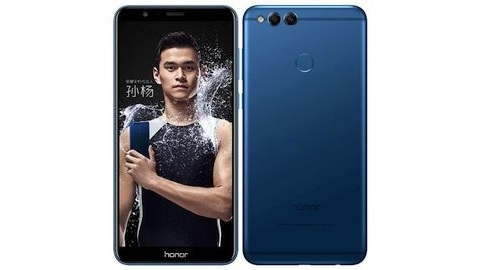 Huawei'nin 18:9 ekranl yeni telefonu Honor 7X tantld