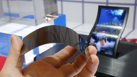 LG, 6 inçlik esnek OLED ekran üretimine başladığını açıkladı