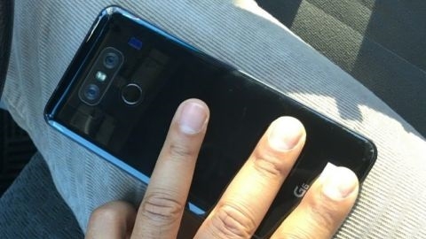 Parlak siyah renkli LG G6 görüntülendi