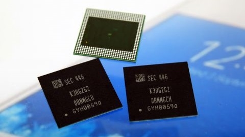 Samsung, 4 GB LPDDR4 mobil RAM üretimine başladı