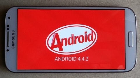 Galaxy S4 için Android 4.4.2 KitKat işletim sistemli yazılım sızdı