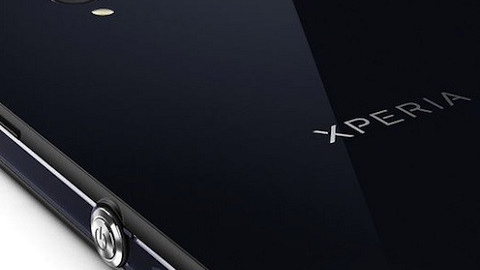 Sony Xperia Z Ultra test sonuçları rakiplerine meydan okuyor