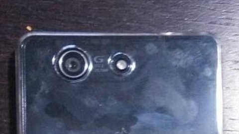 Xperia Z3 Compact özellikleri ve prototip görüntüleri sızdı