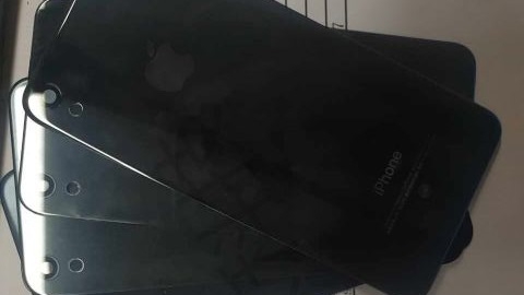 iPhone SE 2017'ye ait olduğu iddia edilen arka cam görüntülendi