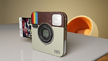 Instagram uygulamas Socialmatic ile gerek hayata tanyor